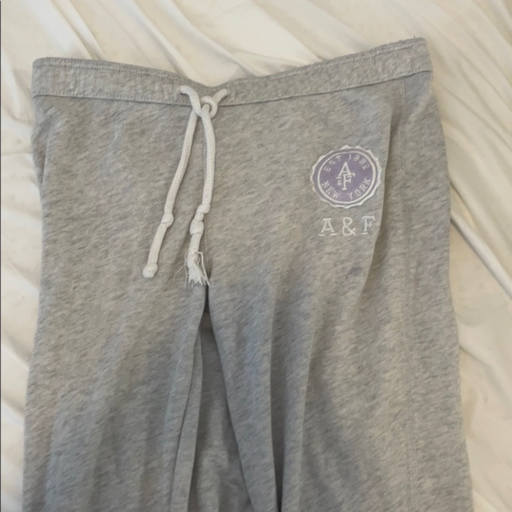 abercrombie grey + lilac vintage joggers